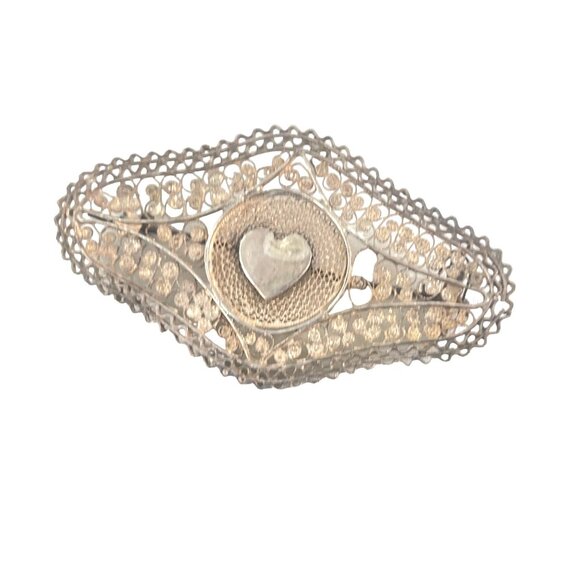 Victorian Egyptian Revival Silver Filigree Heart Brooch - Picture 7 of 7